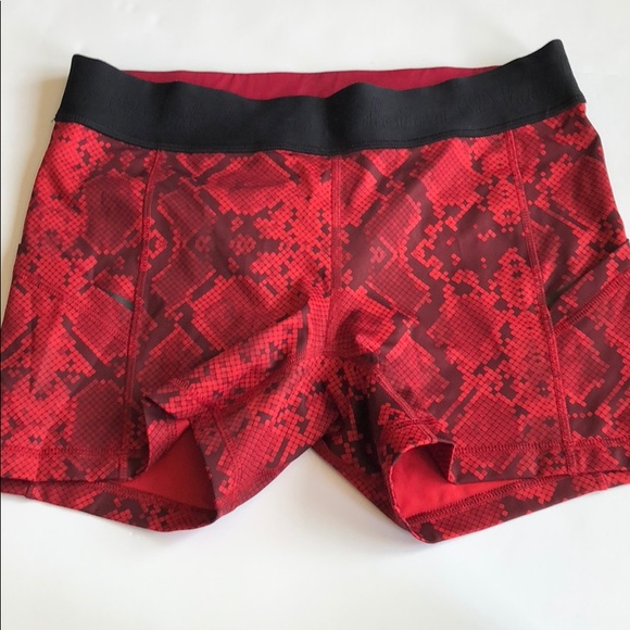 lululemon athletica Pants - Lululemon Spandex Shorts